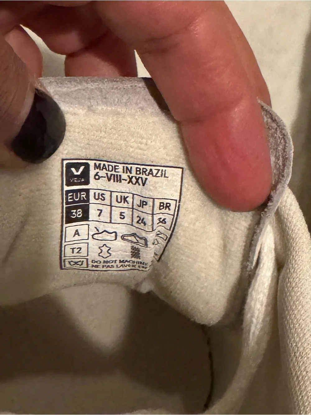Veja Women's Campo Sneakers sz7